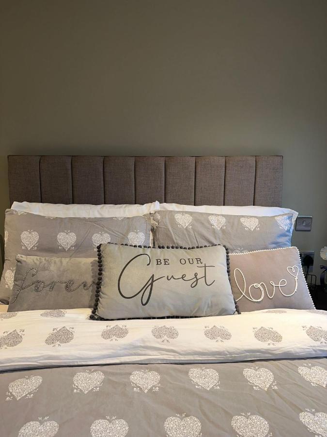 Beautifull And Cosy Family With Merseyside View Near City Center Homestay