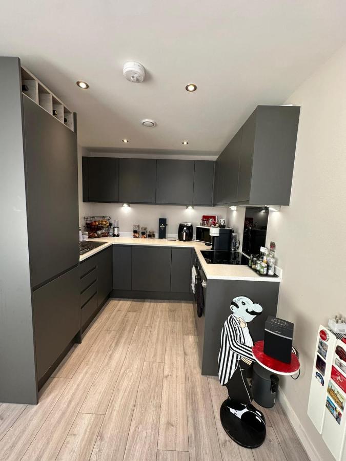 Homestay Beautifull And Cosy Family With Merseyside View Near City Center *